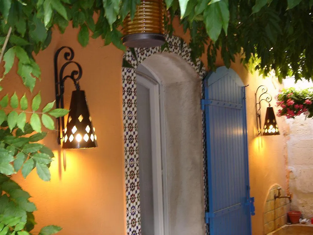 Le Clos Du Rempart Avignon 5*,  France