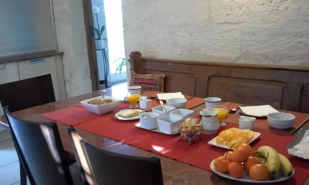 Le Clos Du Rempart Avignon 5*,