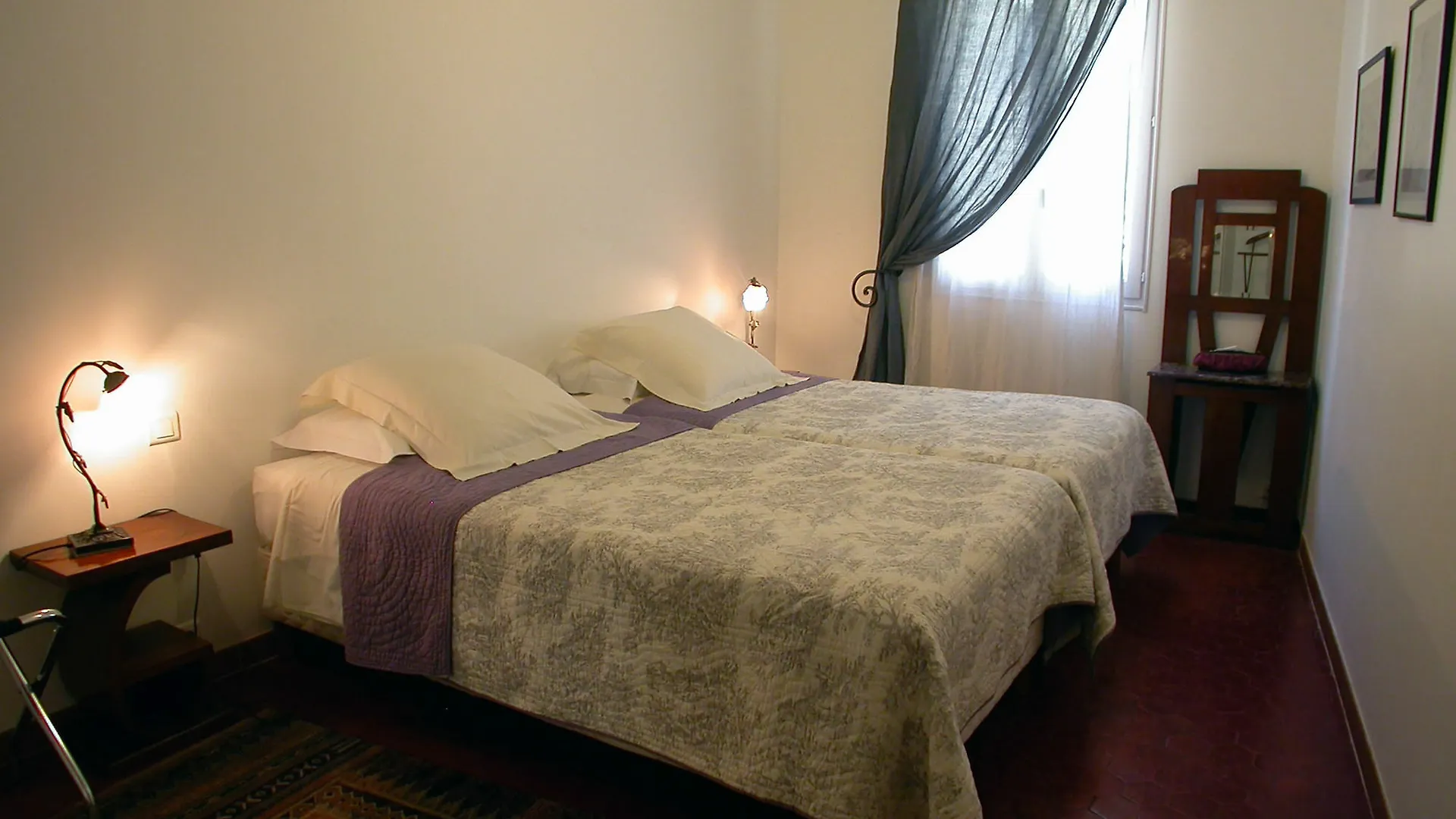 Le Clos Du Rempart Avignon 5*,  France