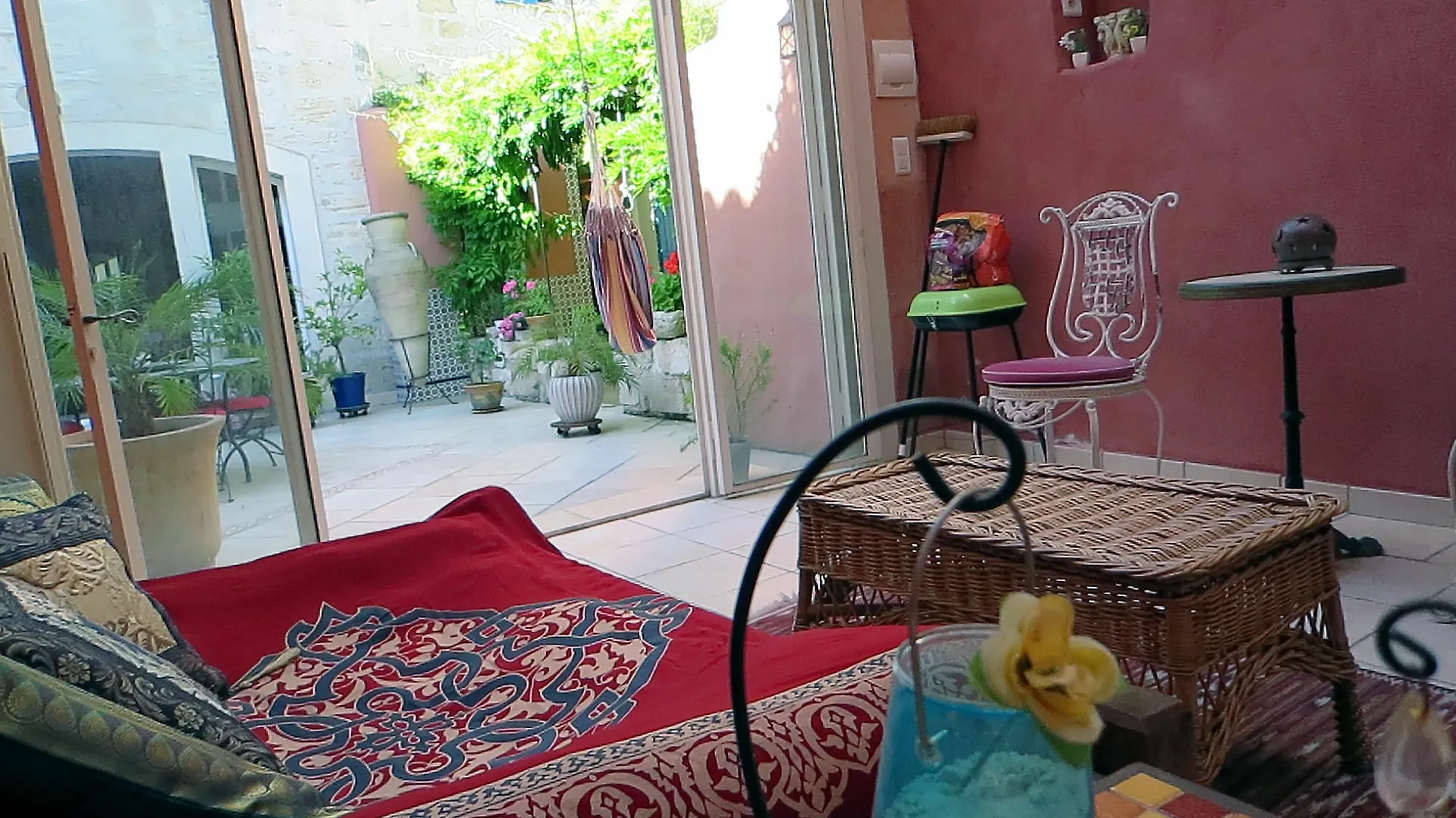 Le Clos Du Rempart Avignon 5*,